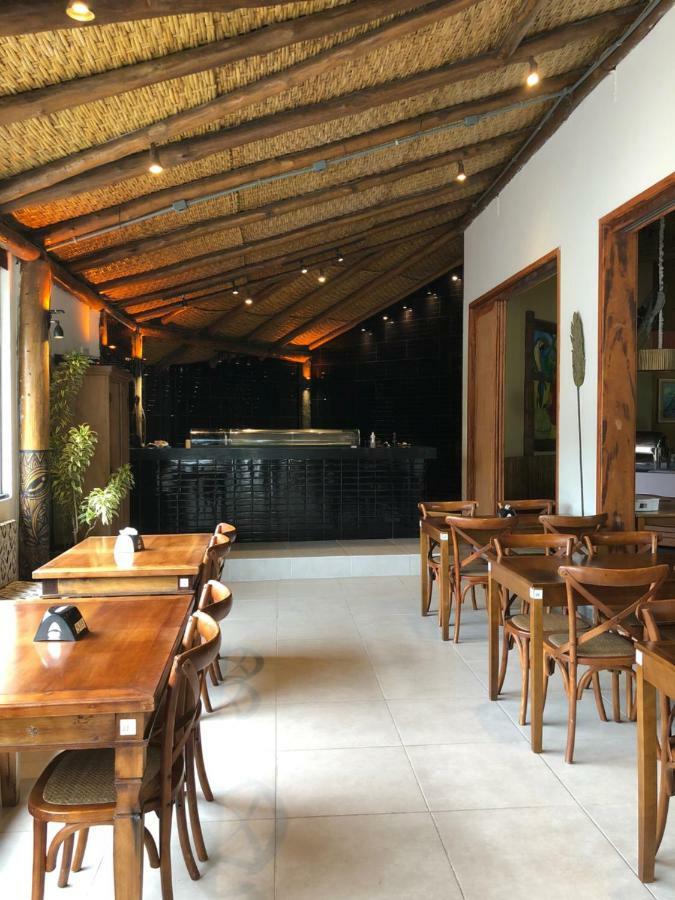 Suite 1108 em Flat frente ao mar Ilhabela Exterior foto